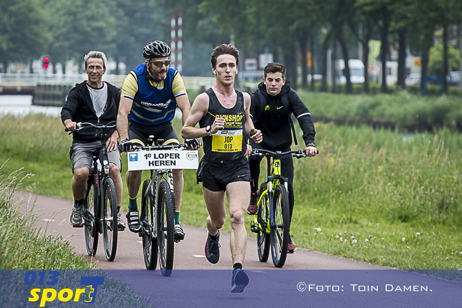 TILBURG, Tilburg marathon 13-05-2018. Job vd Steen